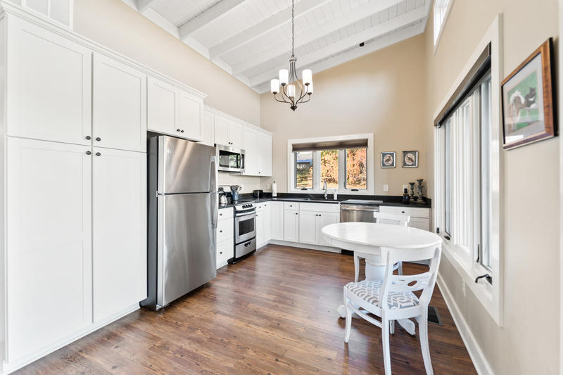 1 Bedroom Cottages Image.