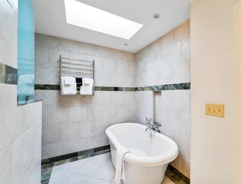 2 Bedroom Guest House Image.